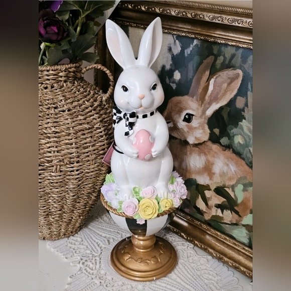 TOPHAT & TAIL Easter Bunny Rabbit On Flower Pedestal Egg 15" New - Picture 4 of 5